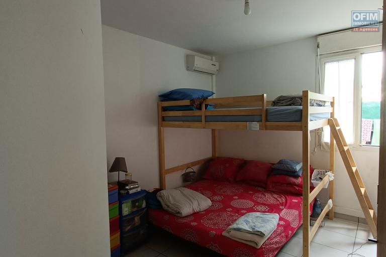 Appartement F3 vendu loué de 70m2 avec jardin au centre ville de Saint-André