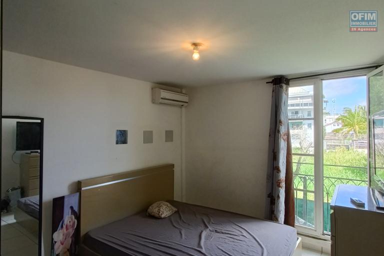 A vendre appartement F3 de 70m2 + varangue + 2 parking - investissement locatif
