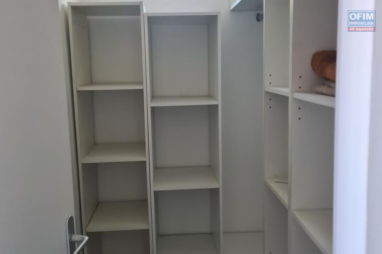 A vendre jolie villa entièrement rénovée de type F5 d'environ 103 m², le Tampon Bras Creux