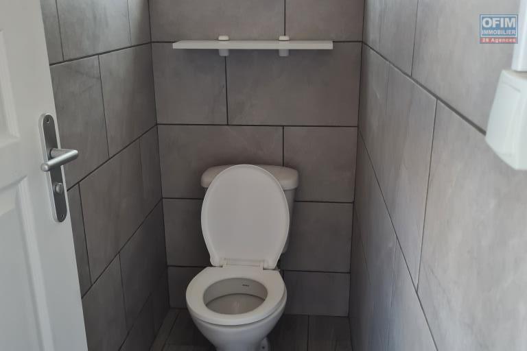 A vendre jolie villa entièrement rénovée de type F5 d'environ 103 m², le Tampon Bras Creux