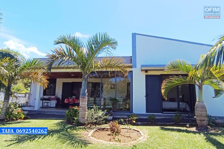 Villa F5 de 147 m2, terrain de 745 m2 (Henri TAFA 0692540262)