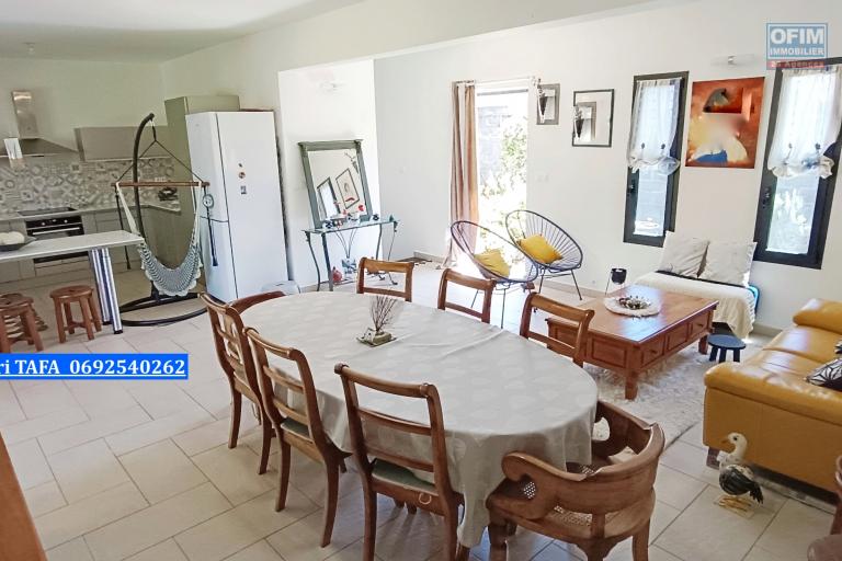 Villa F5 de 147 m2, terrain de 745 m2 (Henri TAFA 0692540262)