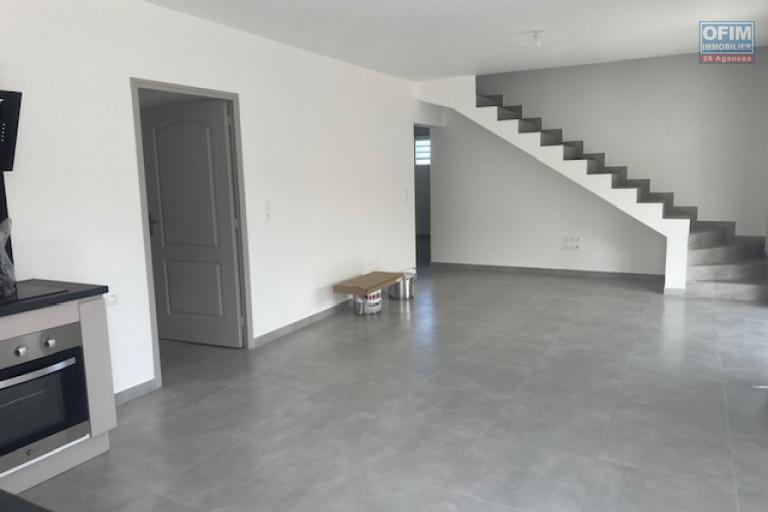 A Louer appartement de type T4 dans une impasse proche centre ville de L'ETANG SALE LES HAUTS