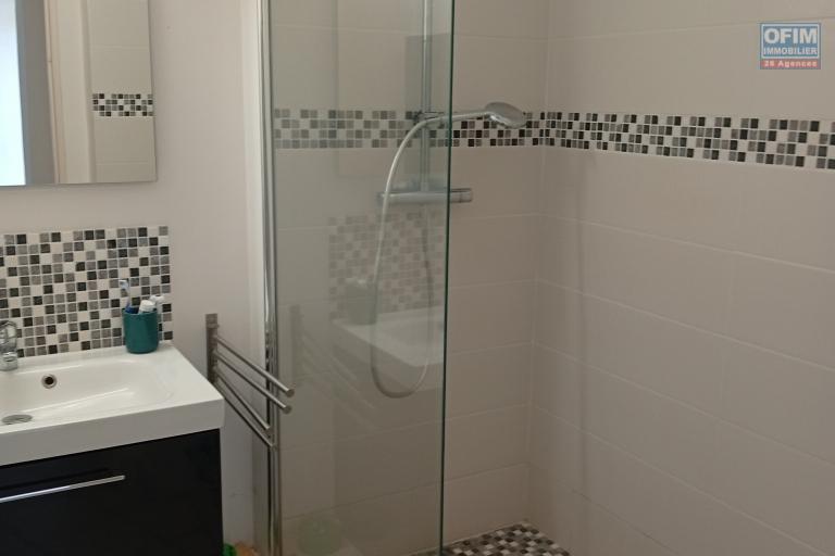 A LOUER APPARTEMENT F2 DE 56 M2 A BOUCAN CANOT