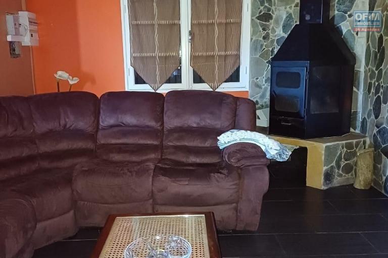 A LOUER MAISON DE TYPE F4 A LA PLAINE DES CAFRES