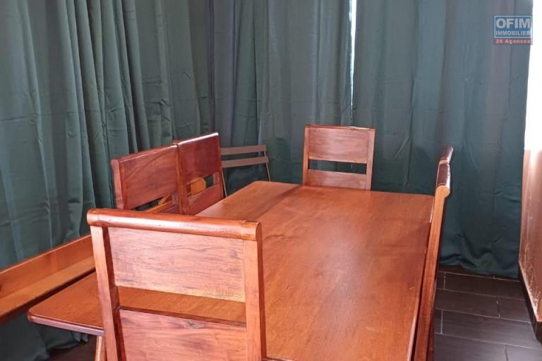 A LOUER MAISON DE TYPE F4 A LA PLAINE DES CAFRES