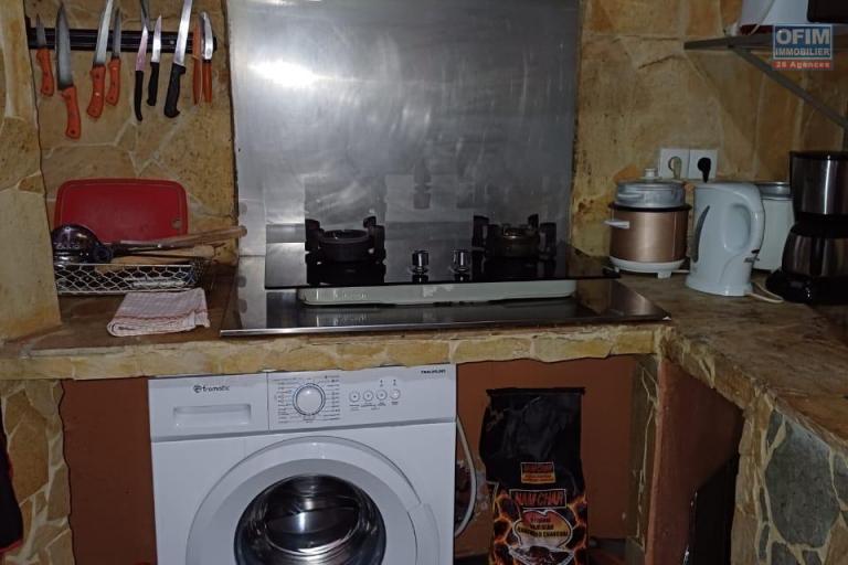 A LOUER MAISON DE TYPE F4 A LA PLAINE DES CAFRES
