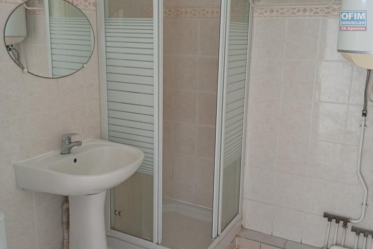 A LOUER APPARTEMENT F1 BIS DE 46 M2 A LA SALINE LES BAINS
