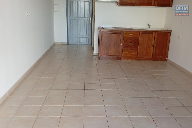 A LOUER APPARTEMENT F1 BIS DE 46 M2 A LA SALINE LES BAINS