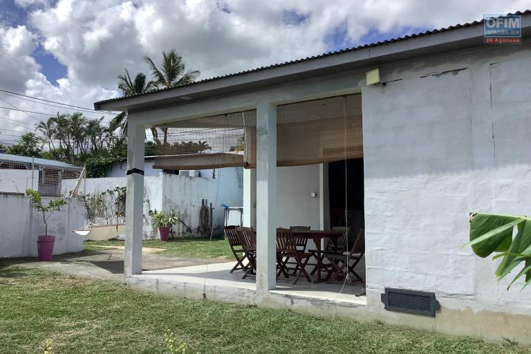 A LOUER villa F3 meublée à RAVINE DES CABRIS "Ligne des Bambous"