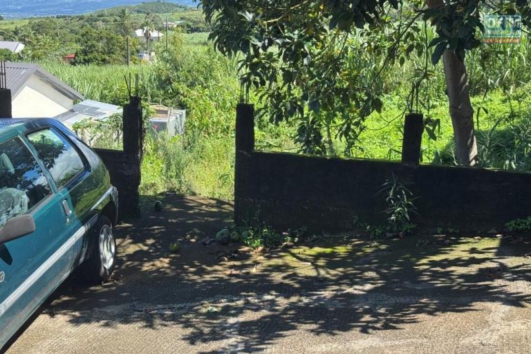 A vendre terrain avec vue mer secteur résidentiel à Mont vert les Bas