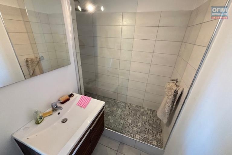En vente appartement T2 plein centre de La Montagne avec belle vue mer