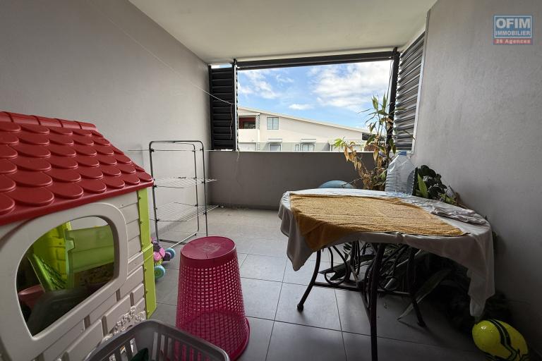 Bel appartement T2 récent de 64,55 m2, plein centre ville, ascenseur, piscine, etc...