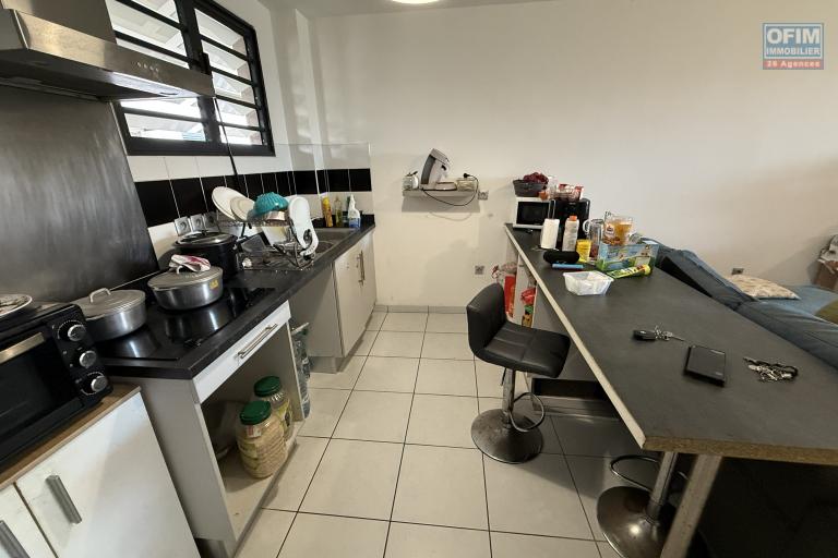 Bel appartement T2 récent de 64,55 m2, plein centre ville, ascenseur, piscine, etc...