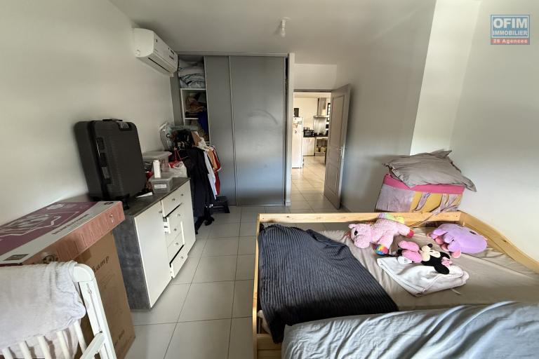 Bel appartement T2 récent de 64,55 m2, plein centre ville, ascenseur, piscine, etc...
