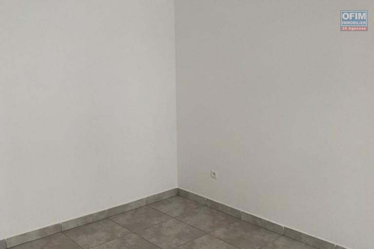 A vendre très bel appartement sur la résidence ETOILE DE MER à Sainte Clotilde.