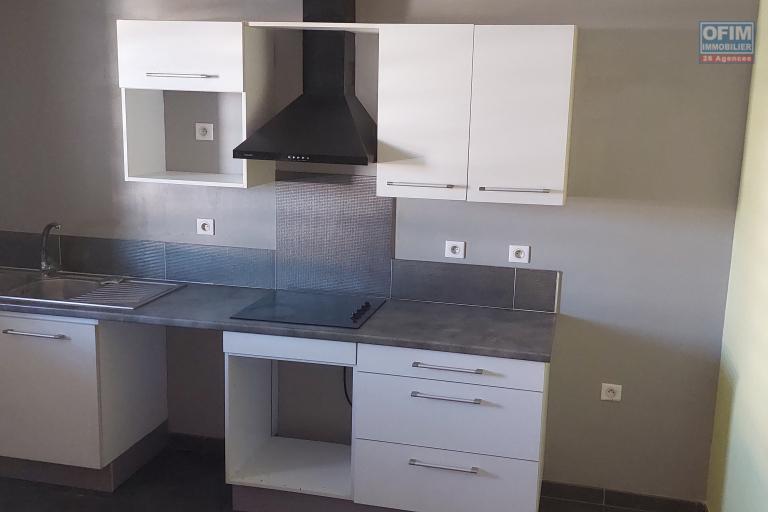 A louer appartement T3 dans la résidence Perle de Corail à Saint Leu face au lagon