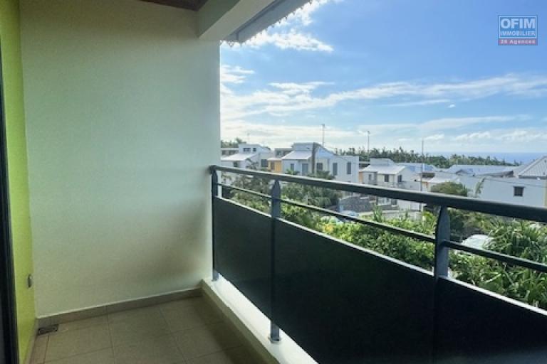 A louer cet jolie appartement de type F2 résidence INDRASANJIV à Domenjod Sainte Clotilde.