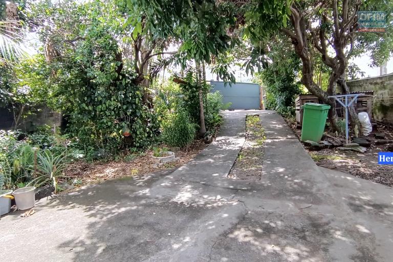 Maison de type F5 à étage, jardin (Henri TAFA 0692540262)