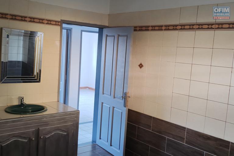 A LOUER MAGNIFIQUE VILLA DE 170M2 A LA BRETAGNE