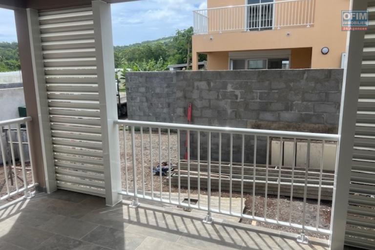 A louer appartement de type T4 au rez de chaussée dans une petite impasse.