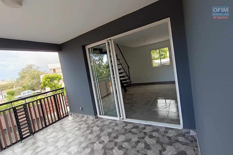 Ensemble immobilier neuf constitué de 5 appartements  proche centre ville de Saint Louis