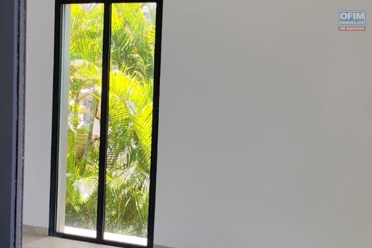 A LOUER BELLE VILLA MODERNE DE TYPE F4 A BEAUSEJOUR