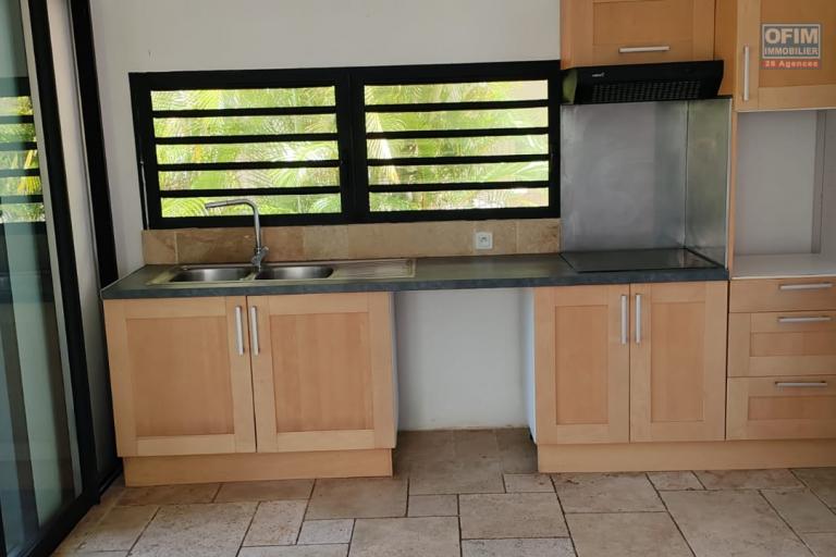 A LOUER BELLE VILLA MODERNE DE TYPE F4 A BEAUSEJOUR