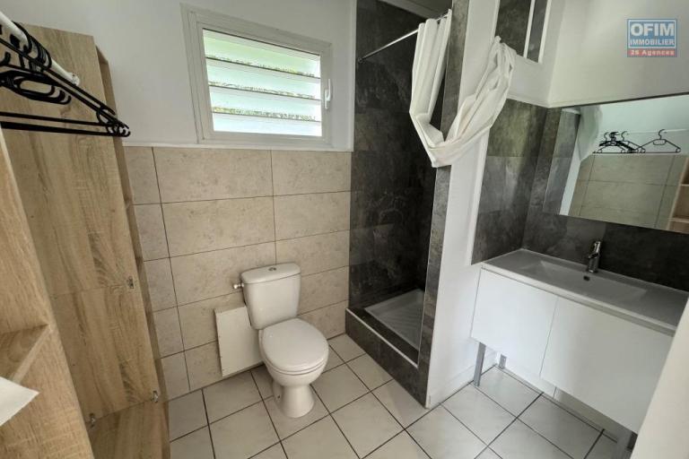 Location de plusieurs studios MEUBLE neufs Proche de l'université - au Tampon