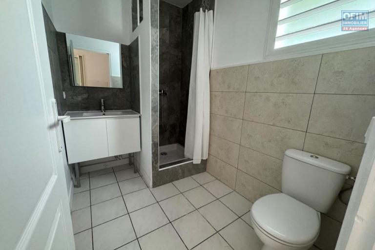 Location de plusieurs studios MEUBLE neufs Proche de l'université - au Tampon