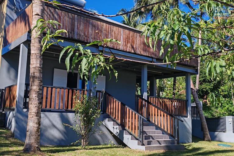 A LOUER MAGNIFIQUE VILLA F5 A MONTEE SANO