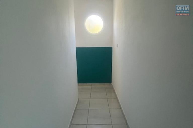 A LOUER MAGNIFIQUE VILLA F5 A MONTEE SANO