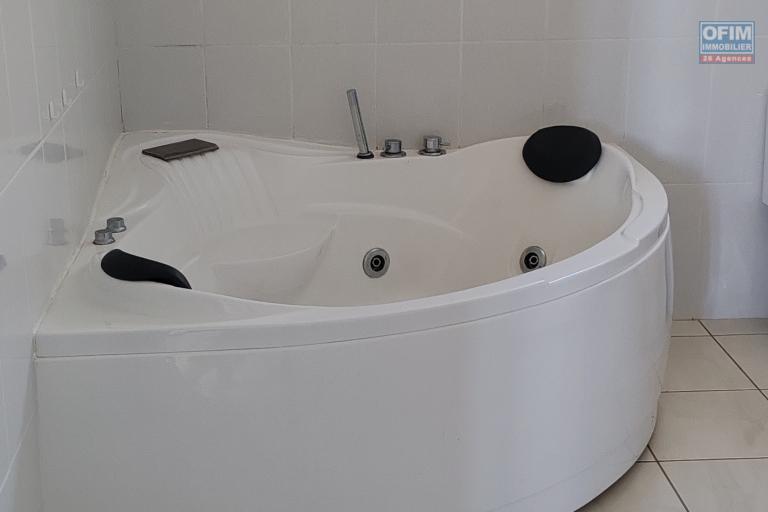 A LOUER MAGNIFIQUE VILLA F5 A MONTEE SANO