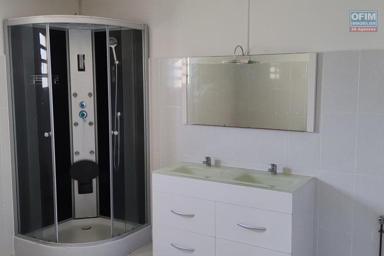 A LOUER MAGNIFIQUE VILLA F5 A MONTEE SANO