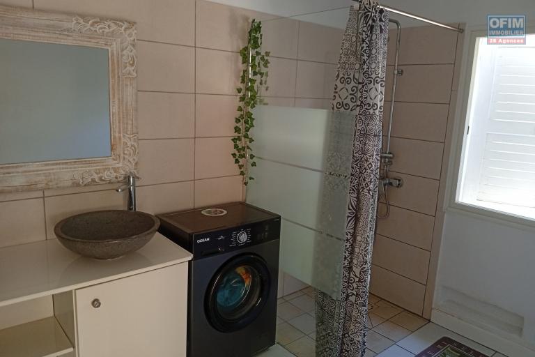 A VENDRE MAISON F4 EN BORD DE PLAGE A ST PAUL