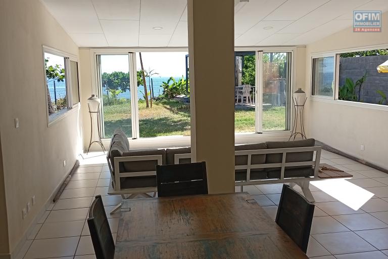 A VENDRE MAISON F4 EN BORD DE PLAGE A ST PAUL