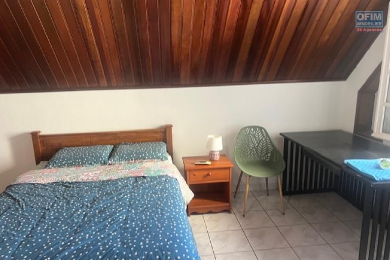 À louer une belle villa F5 meublée à proximité du bassin pirogue