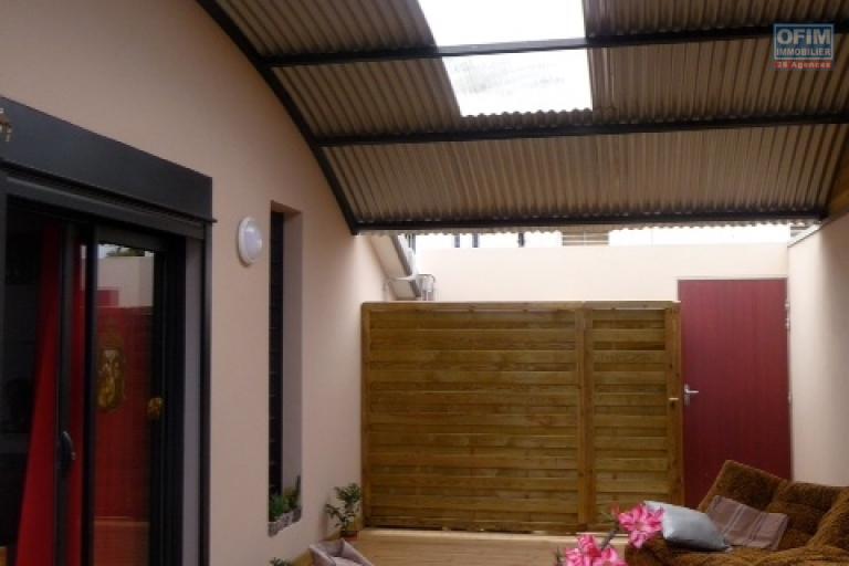 A louer joli appartement T2 centre ville des Avirons
