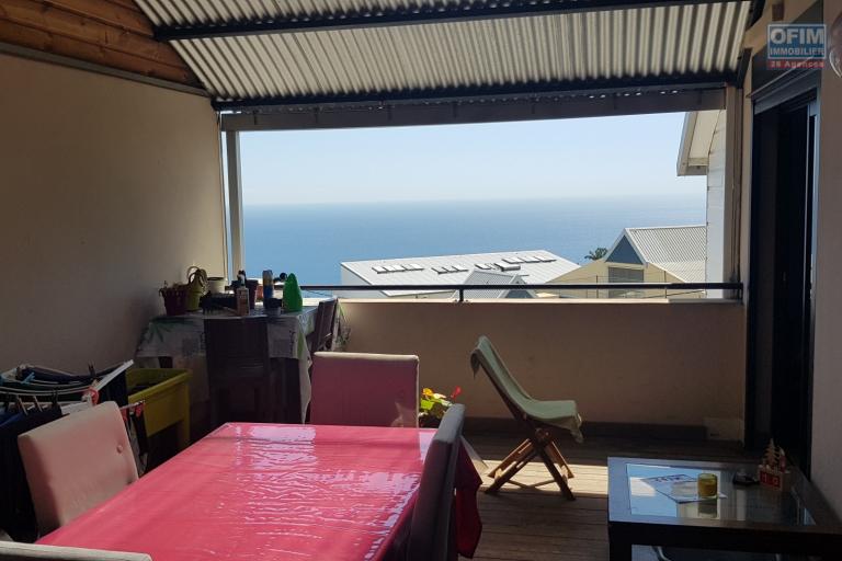 A louer joli appartement T2 centre ville des Avirons