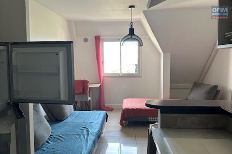 F2 MEUBLE