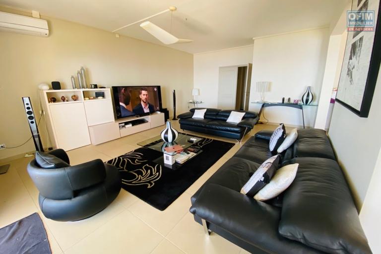 À vendre : Belle villa familiale avec piscine – magnifique Vue dégagée à La Montagne
