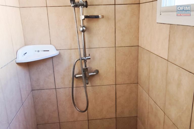 Appartmt T3 meublé de 67 m2 Meublé, jardin, terrasse (Henri TAFA 0692540262)