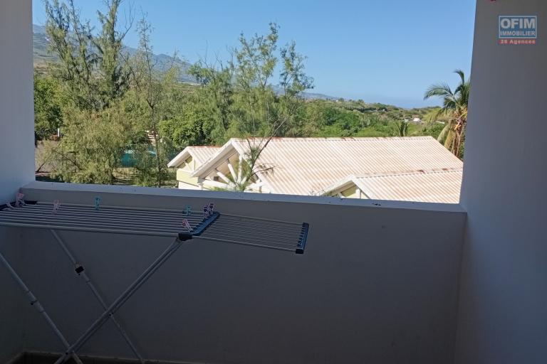 A LOUER APPARTEMENT T2 MEUBLEE DE 55 M2 DANS RESIDENCE AVEC PISCINE PROCHE DES PLAGES A LA SALINE LES BAINS