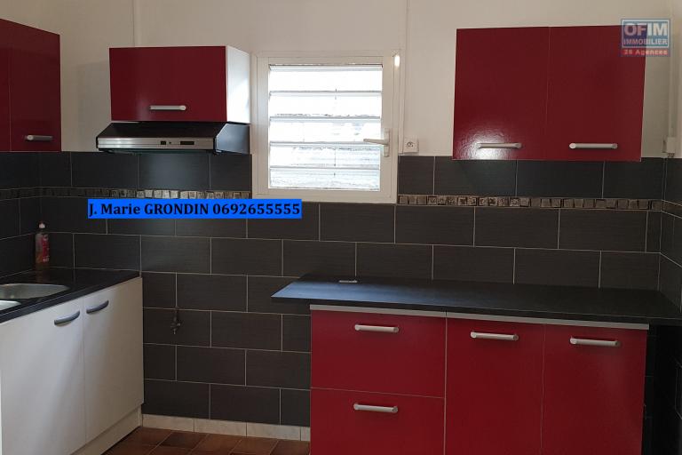Maison F4 plain-pied de 76,69 m2, terrasse (J. Marie GRONDIN 0692 65 55 55)