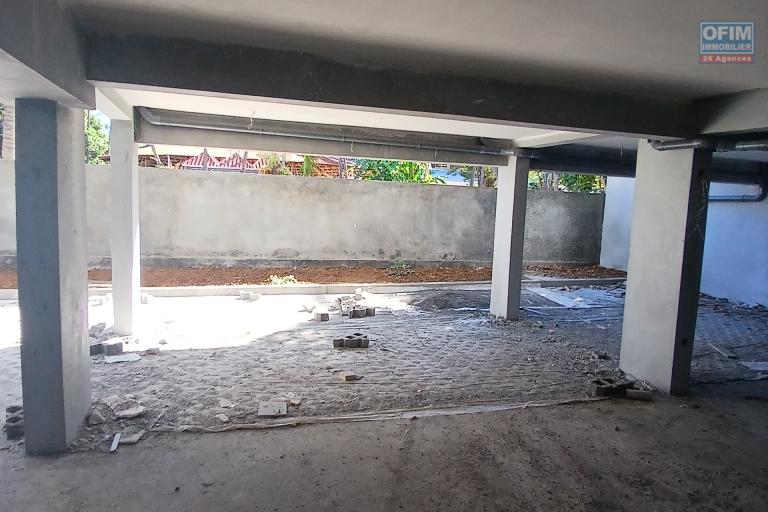 A VENDRE Appartement F4 NEUF- A 2 MN DE LA PLAGE- CENTRE VILLE DE SAINT-LEU