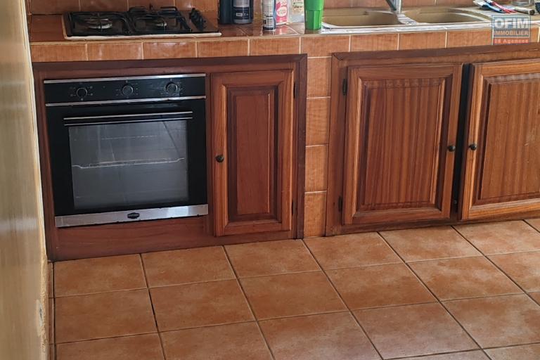 A LOUER MAISON DE 3 CHAMBRES A MONTEE SANO