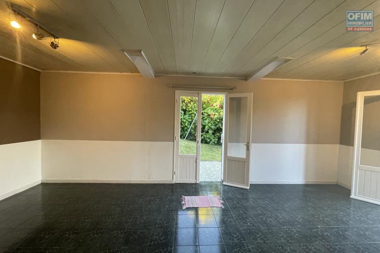 À vendre maison de type F7 - séjour