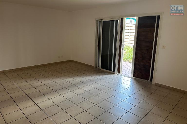 A louer Villa Maison jumelée de type F5 dans résidence sécurisée