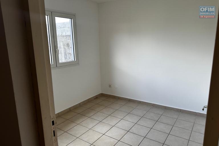 A louer Villa Maison jumelée de type F5 dans résidence sécurisée