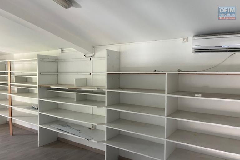 A louer local commercial de 96m2